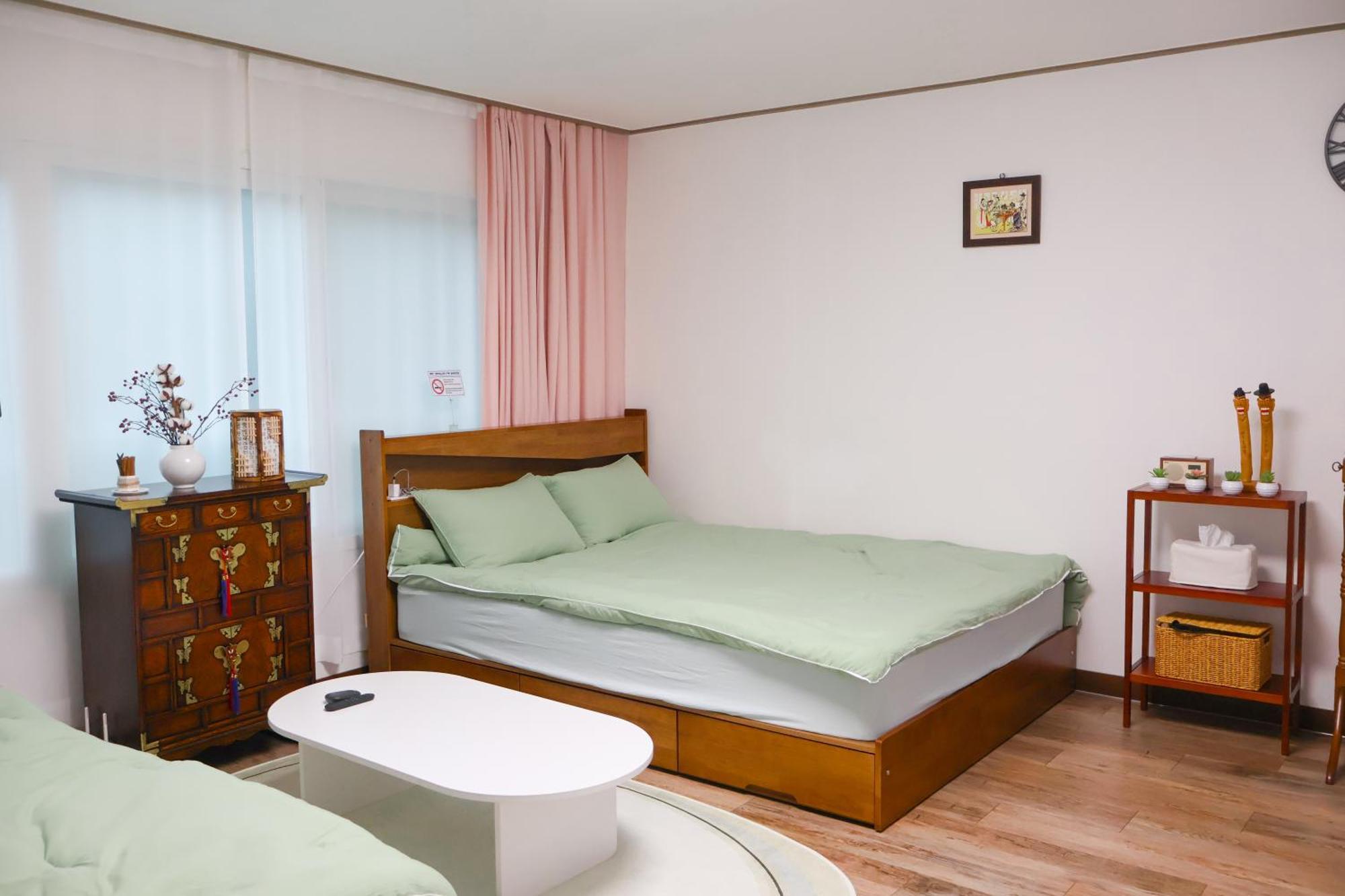 Jb Stay#Hongdae & Sinchon 10Min#Double Room Seoul Bagian luar foto